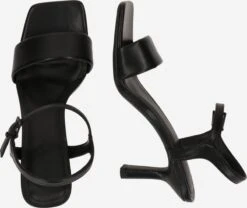 ESPRIT Stroppesandaler Svart -Birkenstock butikk 02cbb4aa1b3fe7adcc355534a56ce8da