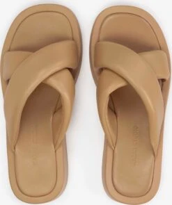 Kazar Studio Pantoletter Lysebrun -Birkenstock butikk 203a6866d13547f96884aac7e821d670