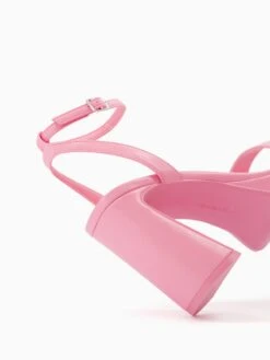 Bershka Sandaler Lyserosa -Birkenstock butikk 46c67710081f443ad1def54517c15072