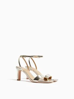 Bershka Stroppesandaler Gyldengul -Birkenstock butikk 4920ffb7d1ab61d01d7639e823c585c8