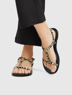 PULL & BEAR Pull&Bear Stroppesandaler Mørkebrun 11 PULL & BEAR Pull&Bear Stroppesandaler Mørkebrun -Birkenstock butikk 5c8a790f76da53bb856013f22eeb7d56