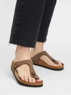 BIRKENSTOCK Flip-Flops Mørkebrun -Birkenstock butikk 602742f87e716a70f9b3e18ad2ea0ebf