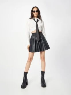 ABOUT YOU Skjørt 'Tania' Svart -Birkenstock butikk 71f51b468a1b82e018be5df730e266e8