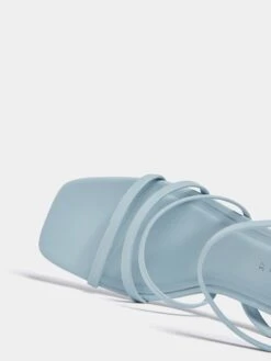 PULL & BEAR Pull&Bear Sandaler Røkblå -Birkenstock butikk 8ab6f57dc9dc0b70d1ba9bab27f65e9a