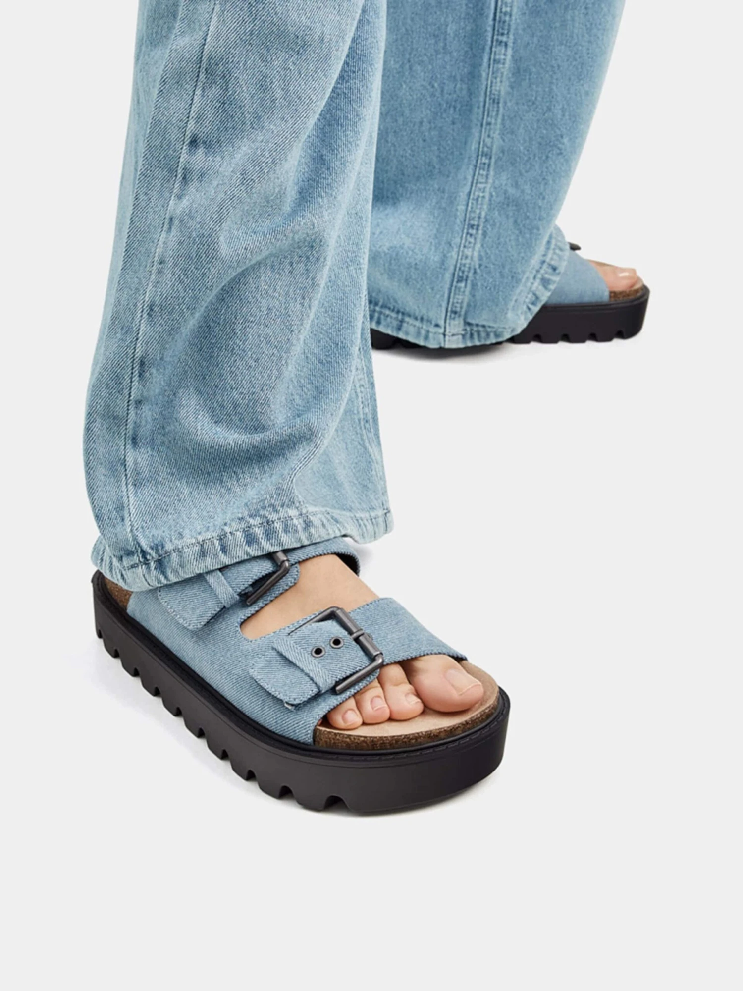 PULL & BEAR Pull&Bear Pantoletter Blå 6 PULL & BEAR Pull&Bear Pantoletter Blå - Bilde 6