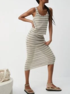 PULL & BEAR Pull&Bear Skjørt Gjørmefarge / Gråmelert -Birkenstock butikk f006606ff054f3848684916e11444df4