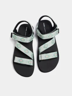 PULL & BEAR Pull&Bear Sandaler Lyseblå 9 PULL & BEAR Pull&Bear Sandaler Lyseblå -Birkenstock butikk f86dcccb5eed1965d84f64ae3d798713